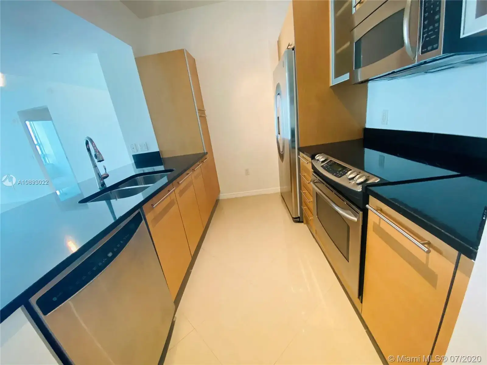 951 Brickell Ave # 2105, Miami FL 33131 photo 5