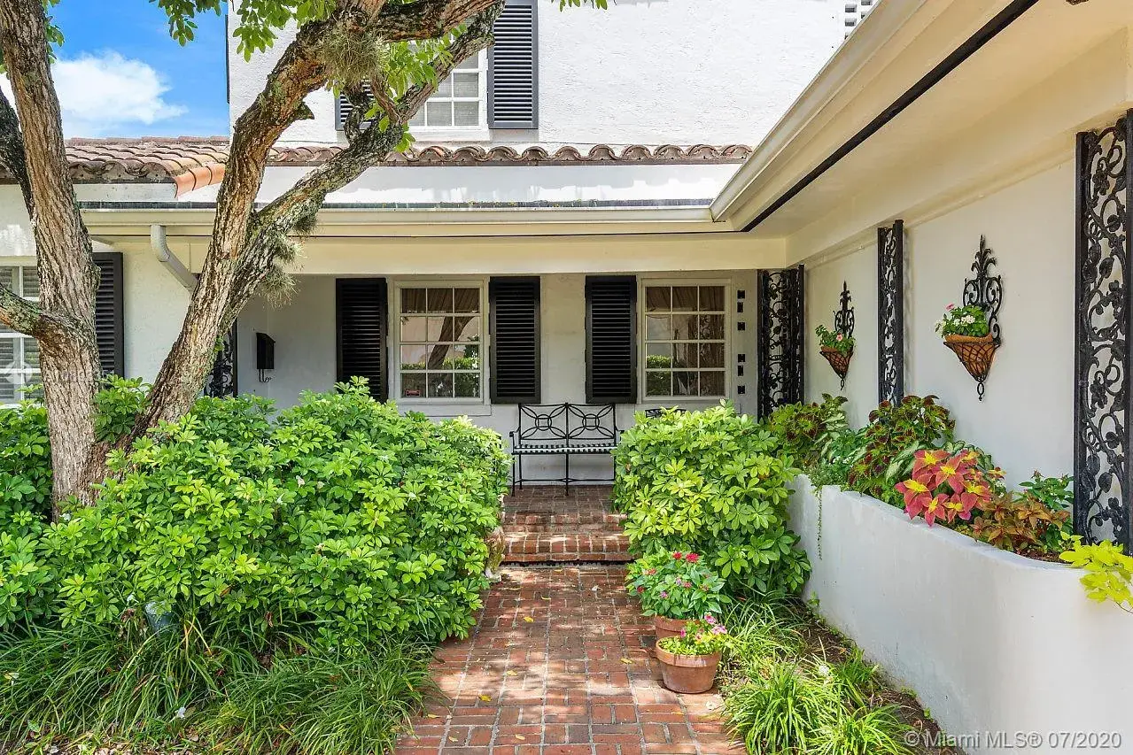 441 Isle Of Palms Dr, Fort Lauderdale FL 33301