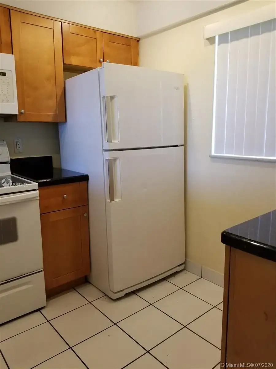 9430 Poinciana Pl # 212, Davie FL 33324 photo 5