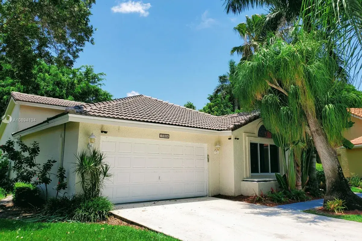 10665 San Bernardino Way, Boca Raton FL 33428