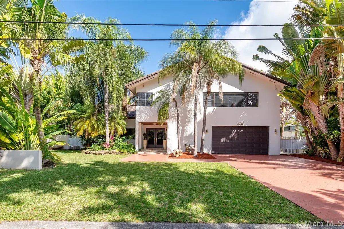 1173 NE 104th St, Miami Shores FL 33138