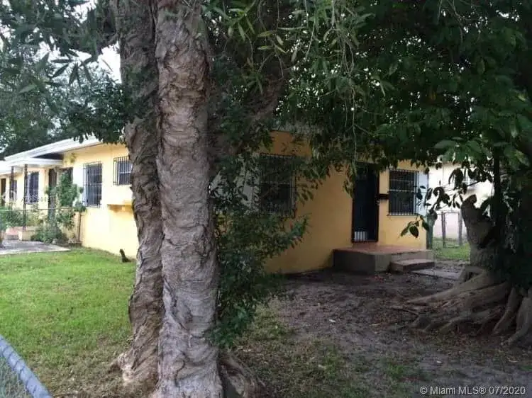 248 NW 69th St, Miami FL 33150 photo 5