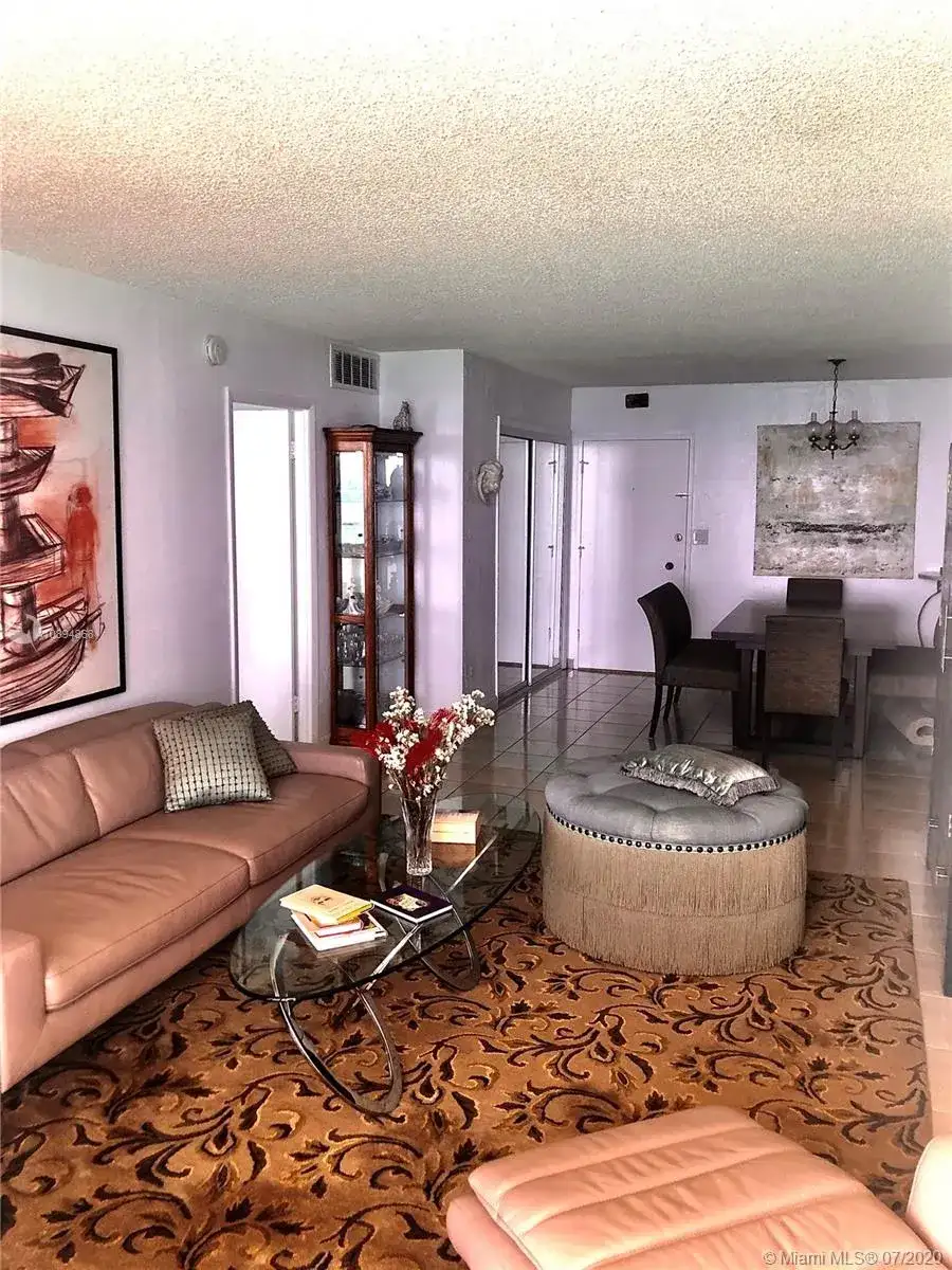 5555 Collins Ave # 16K, Miami Beach FL 33140 photo 5