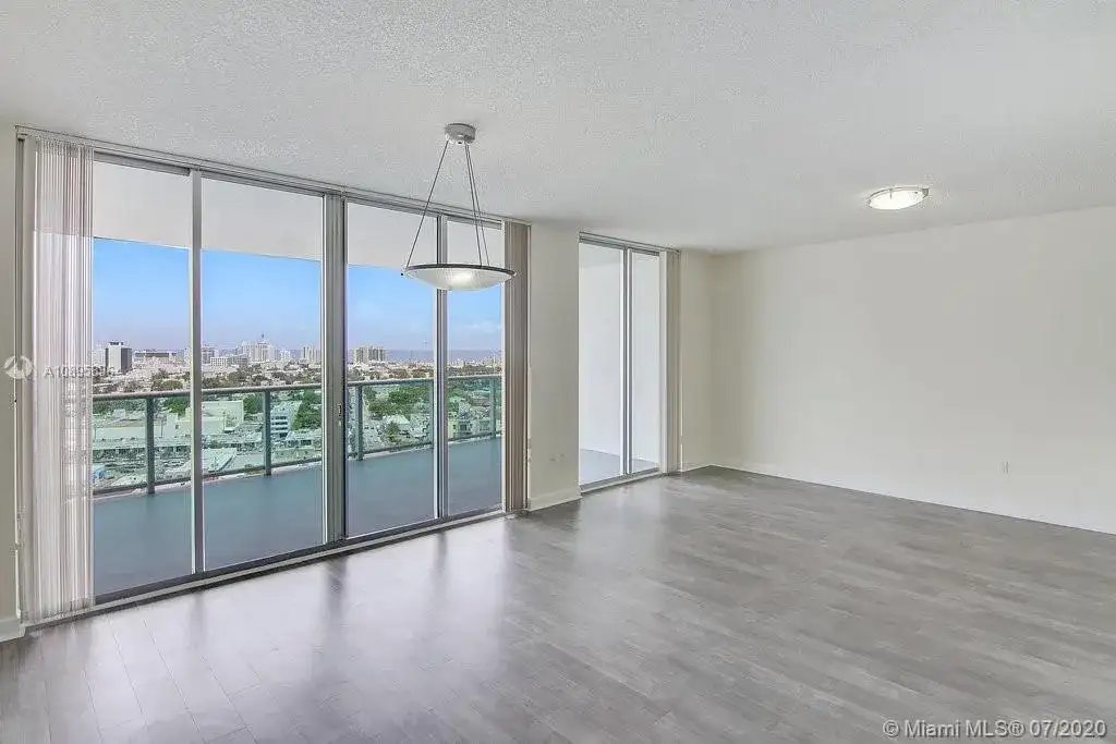 1500 Bay Rd # 1211, Miami Beach FL 33139 photo 4