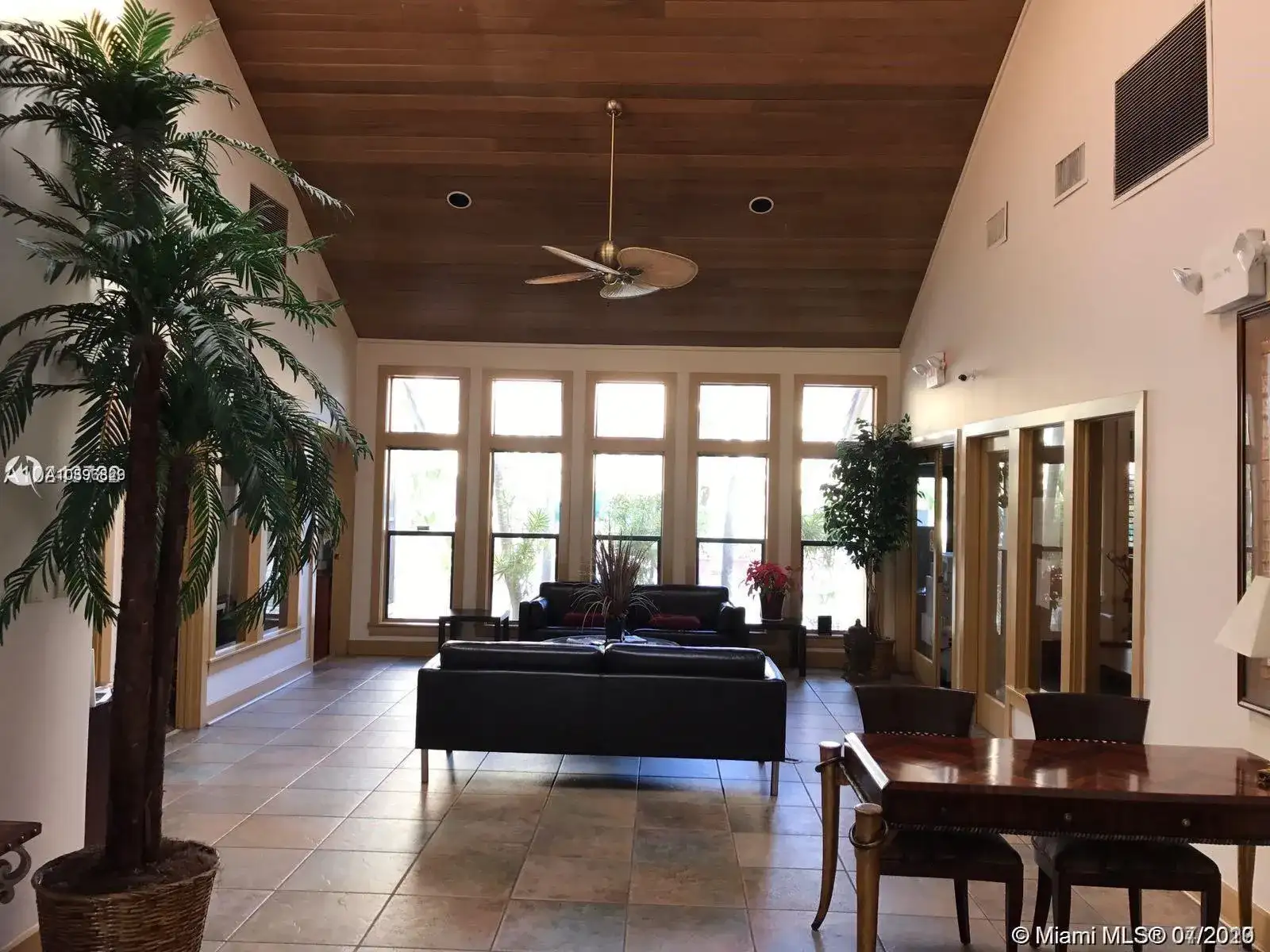 4261 W Mcnab Rd # 14, Pompano Beach FL 33069 photo 2