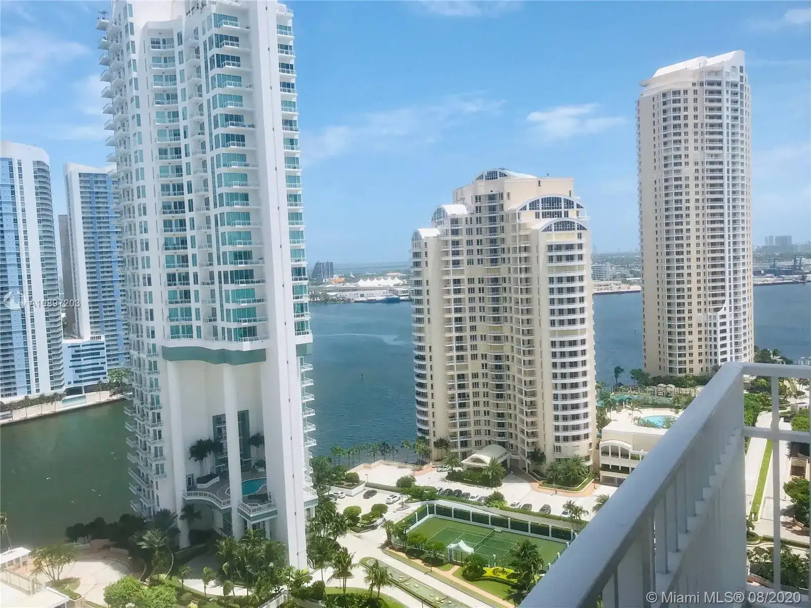 701 Brickell Key Blvd # 08, Miami FL 33131 photo 2