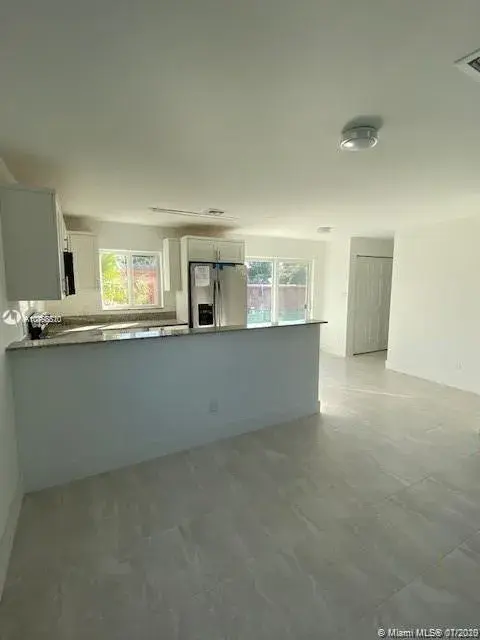 715 N 59th Ave, Hollywood FL 33021