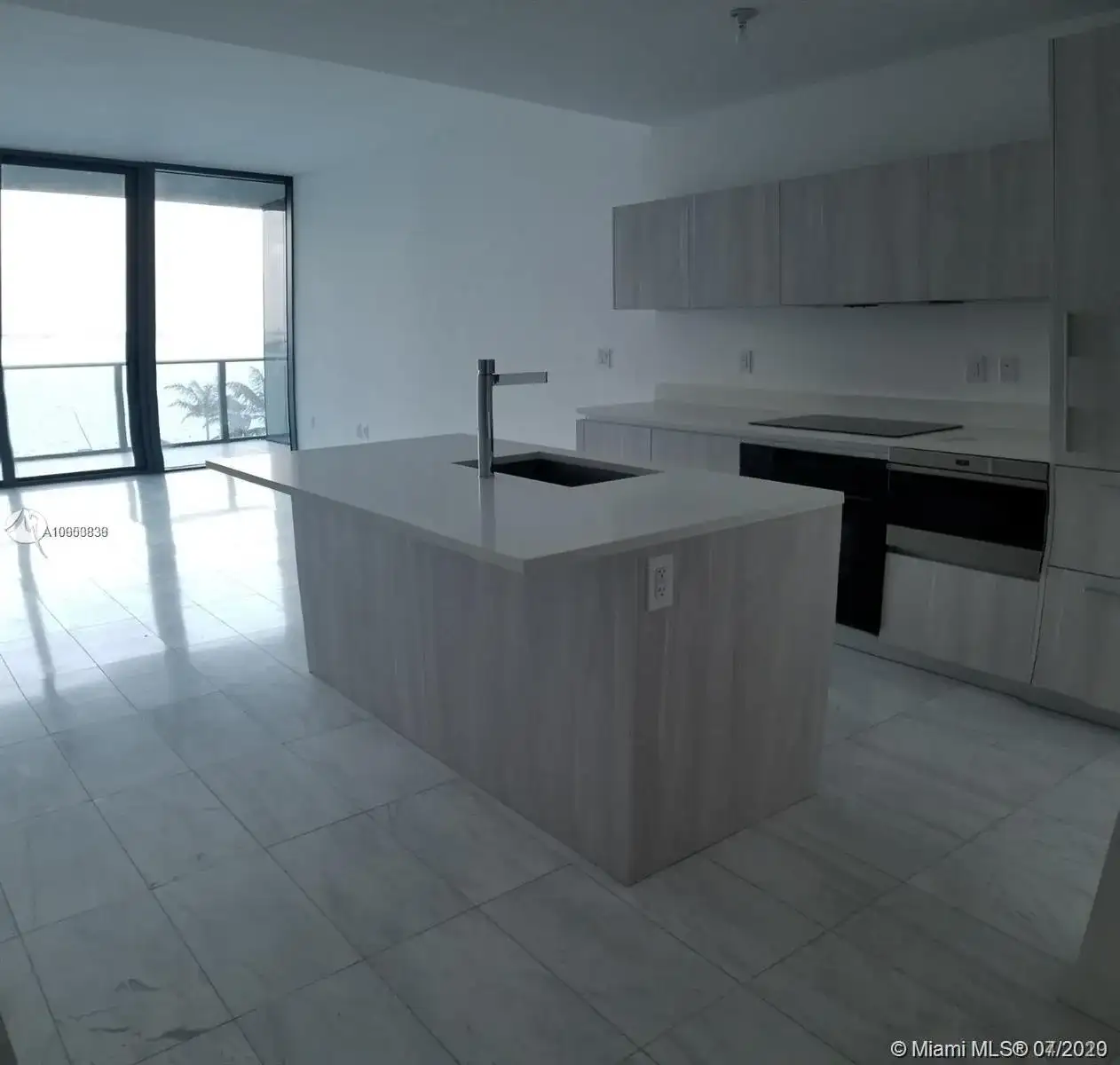 480 NE 31st St # 806, Miami FL 33137 photo 3