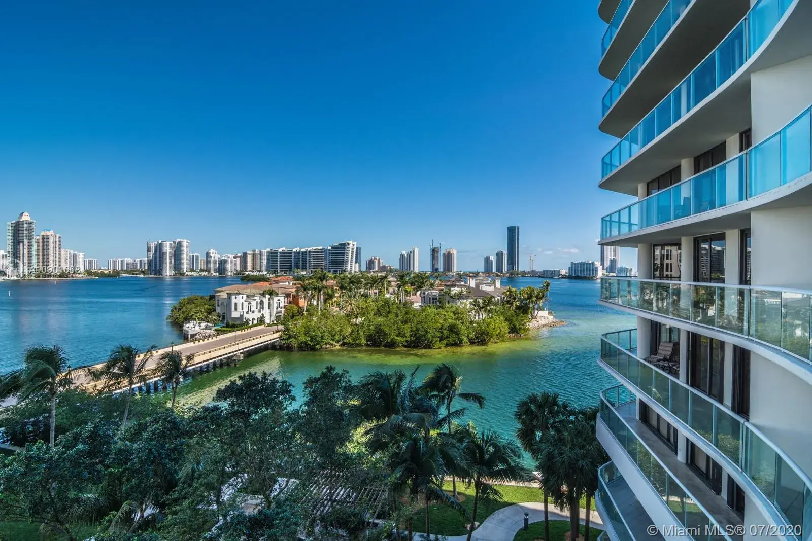 4000 Island Blvd # 605, Aventura FL 33160