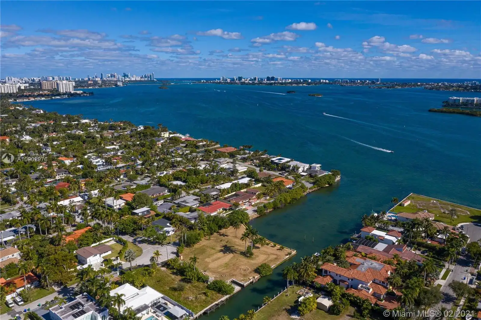 1132 NE 84th St, Miami FL 33138 photo 2
