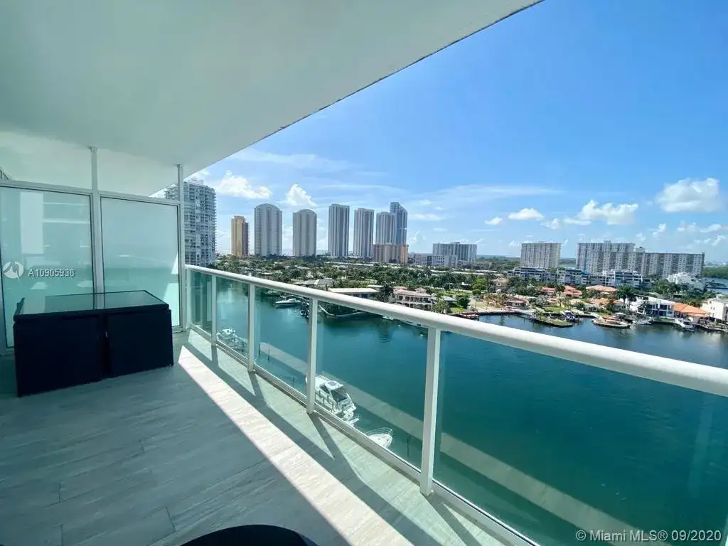 400 Sunny Isles Blvd # 1115, Sunny Isles Beach FL 33160 photo 2
