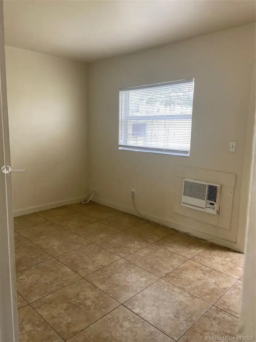 977 Miner Rd, Lake Worth FL 33462 photo 5