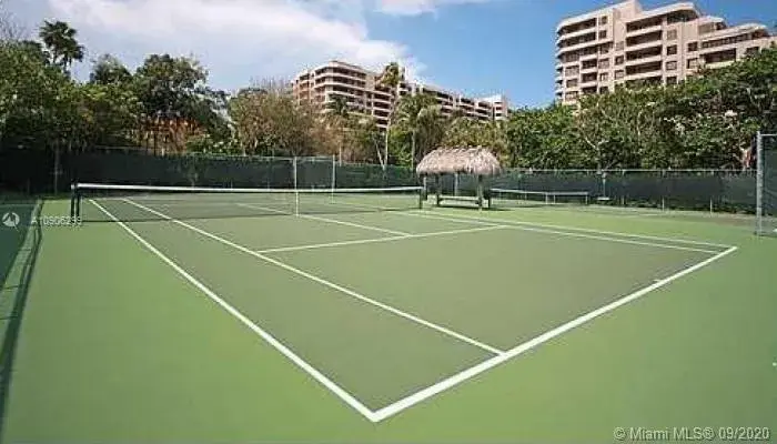 151 Crandon Blvd # 822, Key Biscayne FL 33149