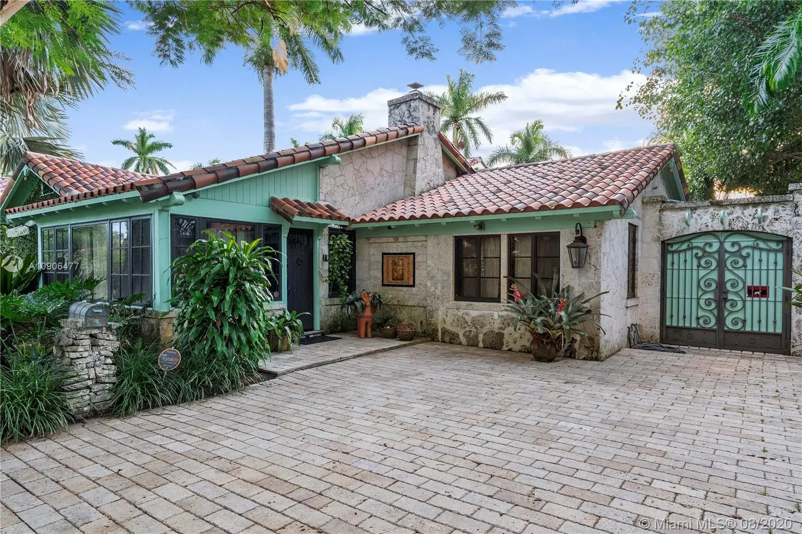 11520 Griffing Blvd, Biscayne Park FL 33161