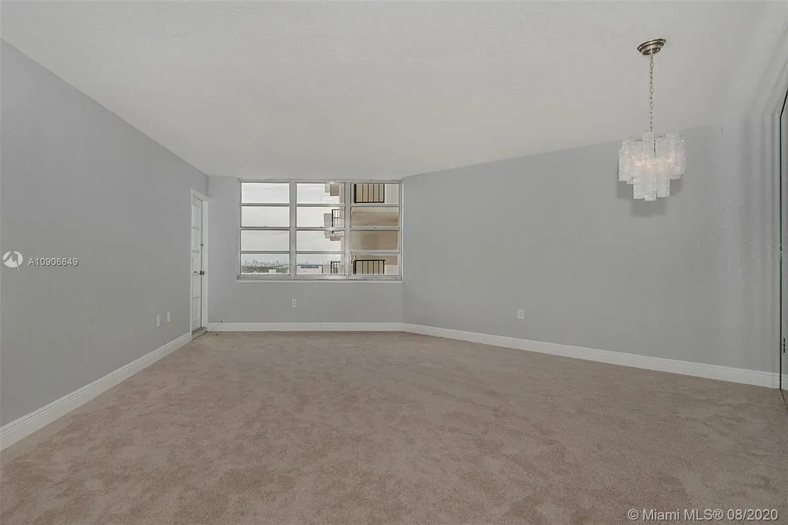 2750 NE 183rd St # 2412, Aventura FL 33160