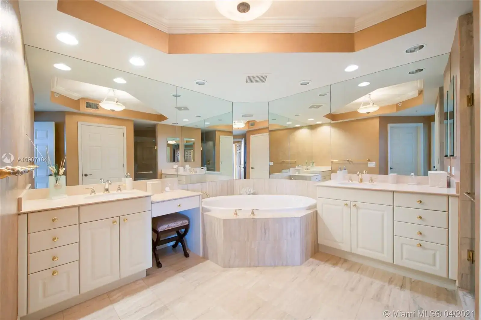 13627 Deering Bay Dr # 402, Coral Gables FL 33158 photo 5