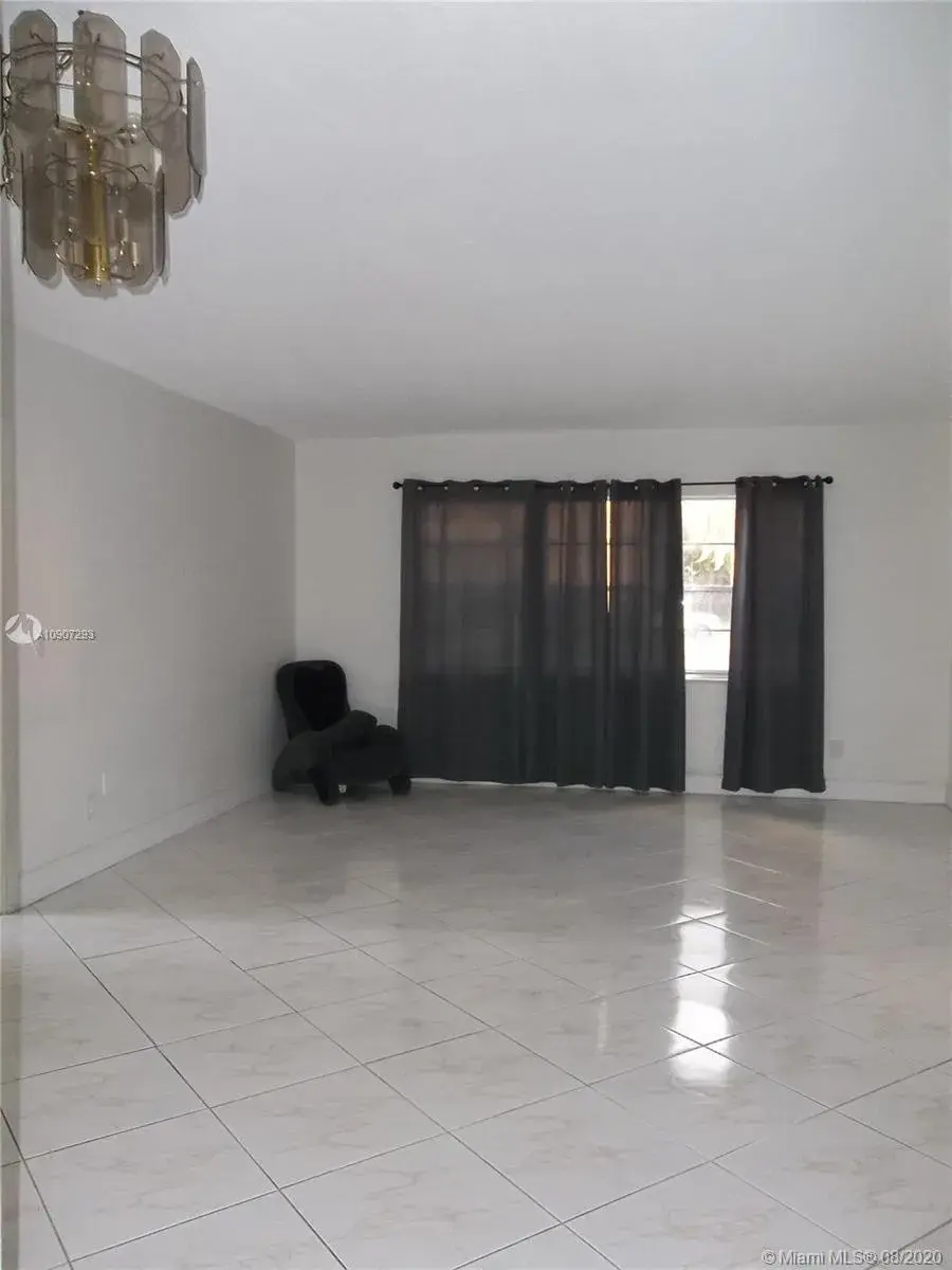 1420 Atlantic Shores Blvd # 126, Hallandale Beach FL 33009