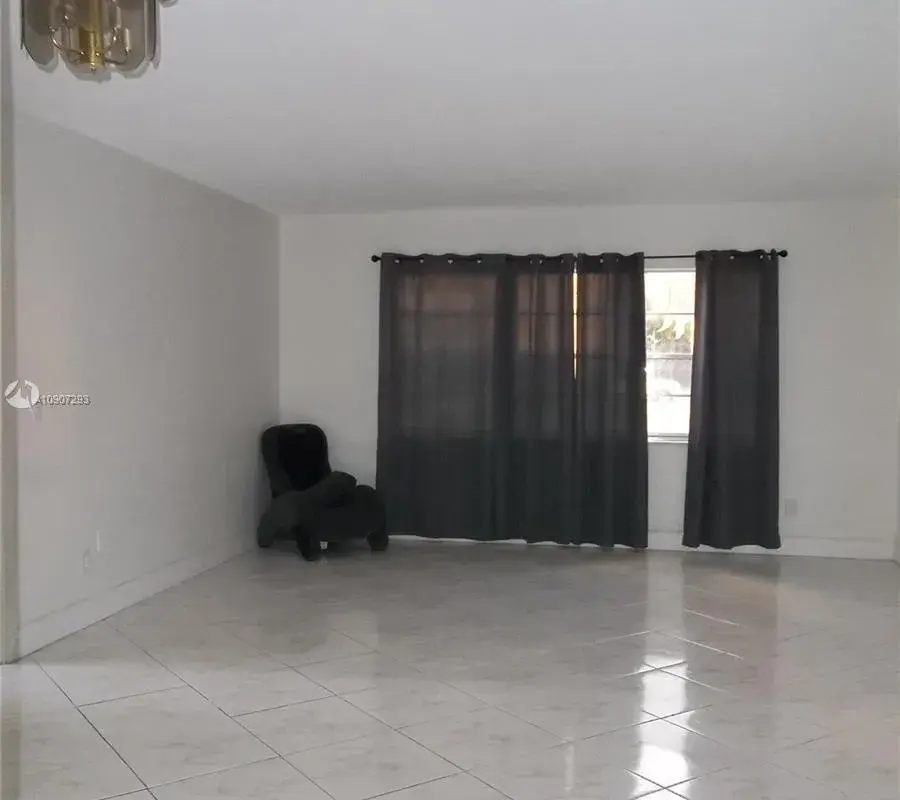 1420 Atlantic Shores Blvd # 126, Hallandale Beach FL 33009