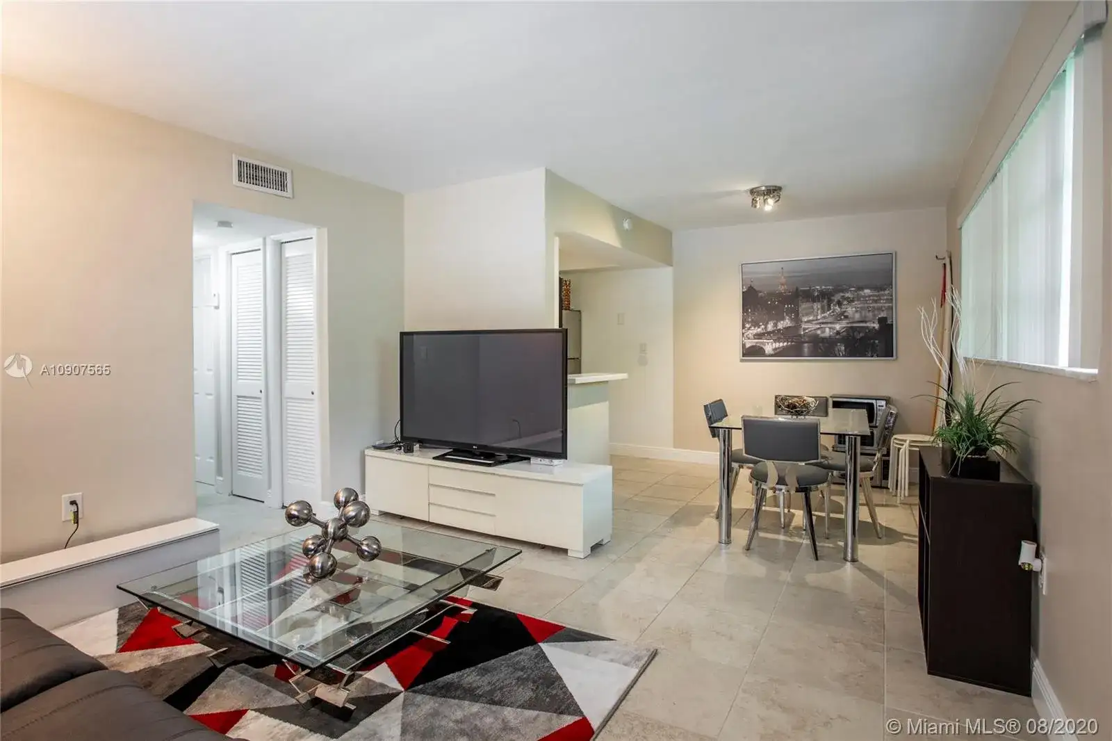 2379 NE 172nd St, North Miami Beach FL 33160 photo 4