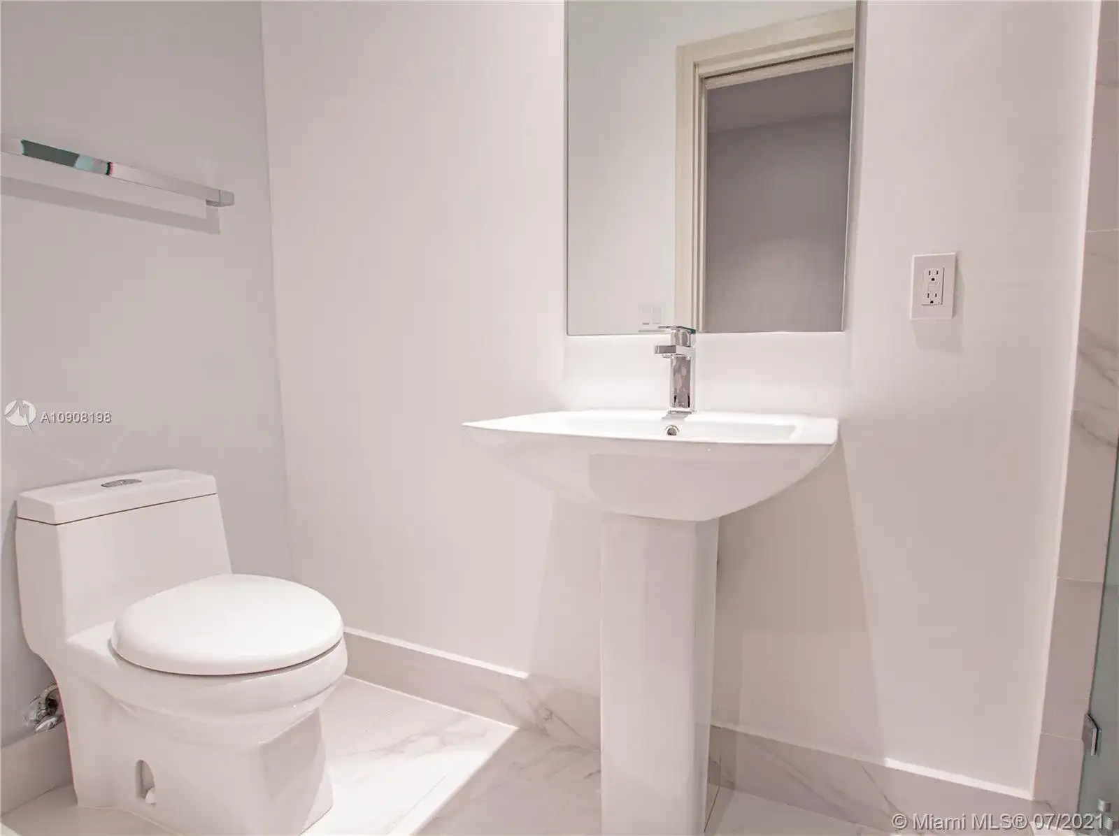 801 S Miami Ave # 5006, Miami FL 33130 photo 4
