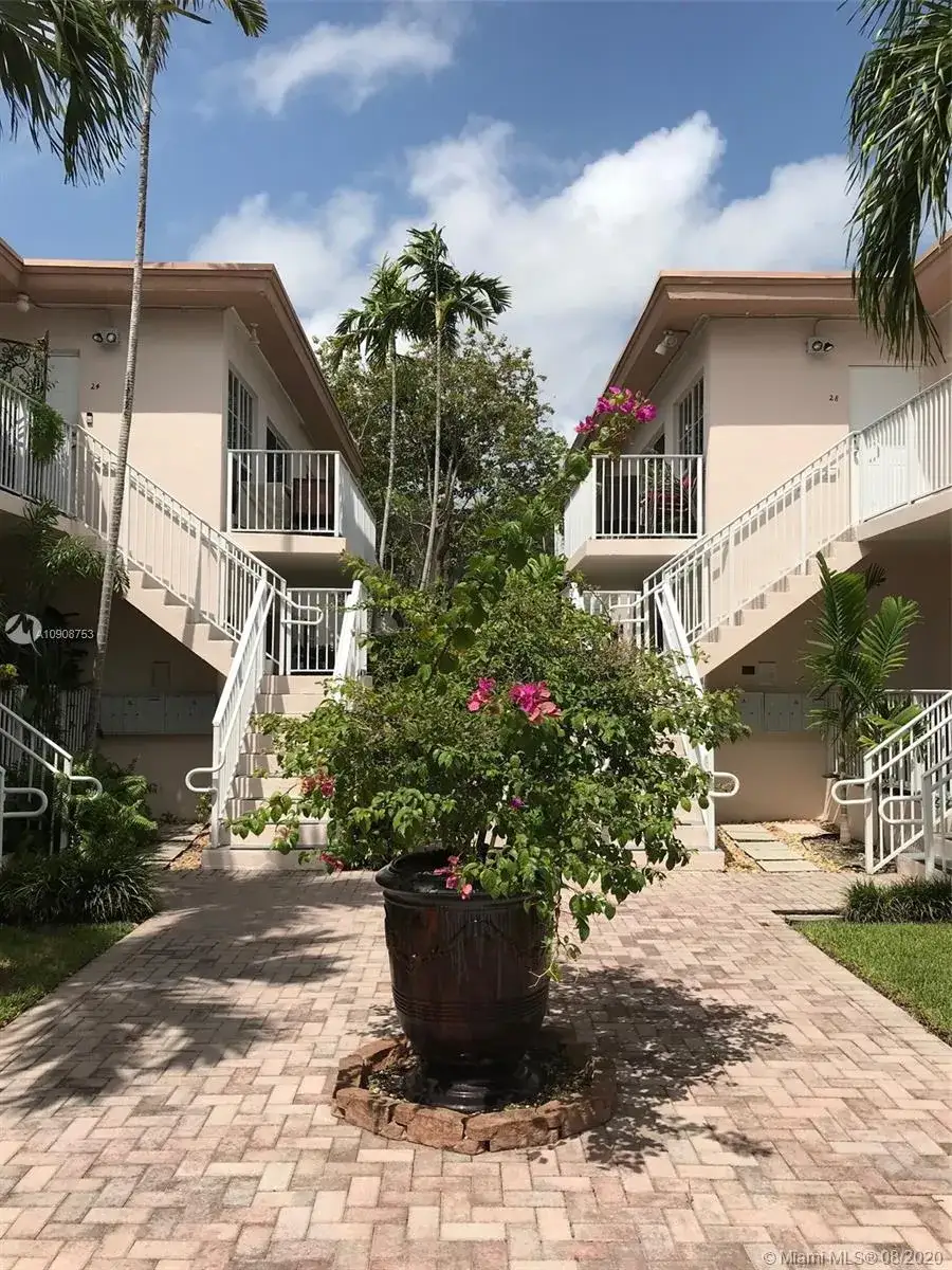 9260 Bay Harbor Ter # 24, Bay Harbor Islands FL 33154