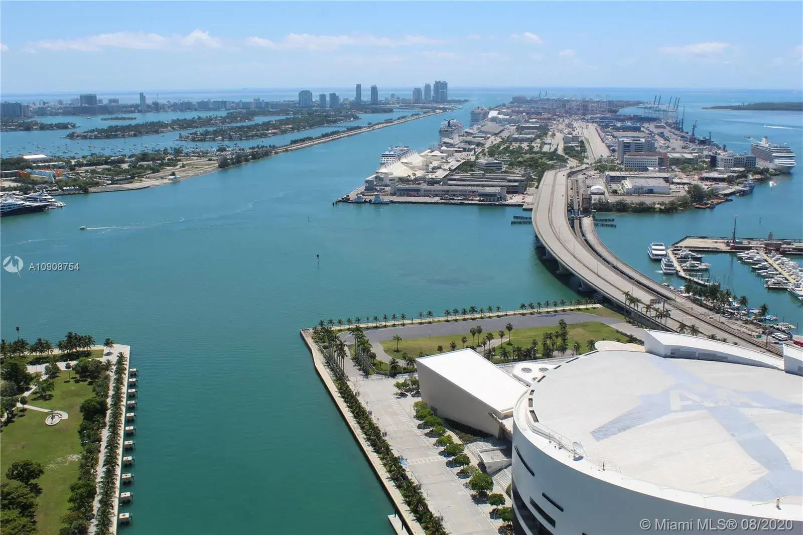 888 Biscayne Blvd # 4712, Miami FL 33132