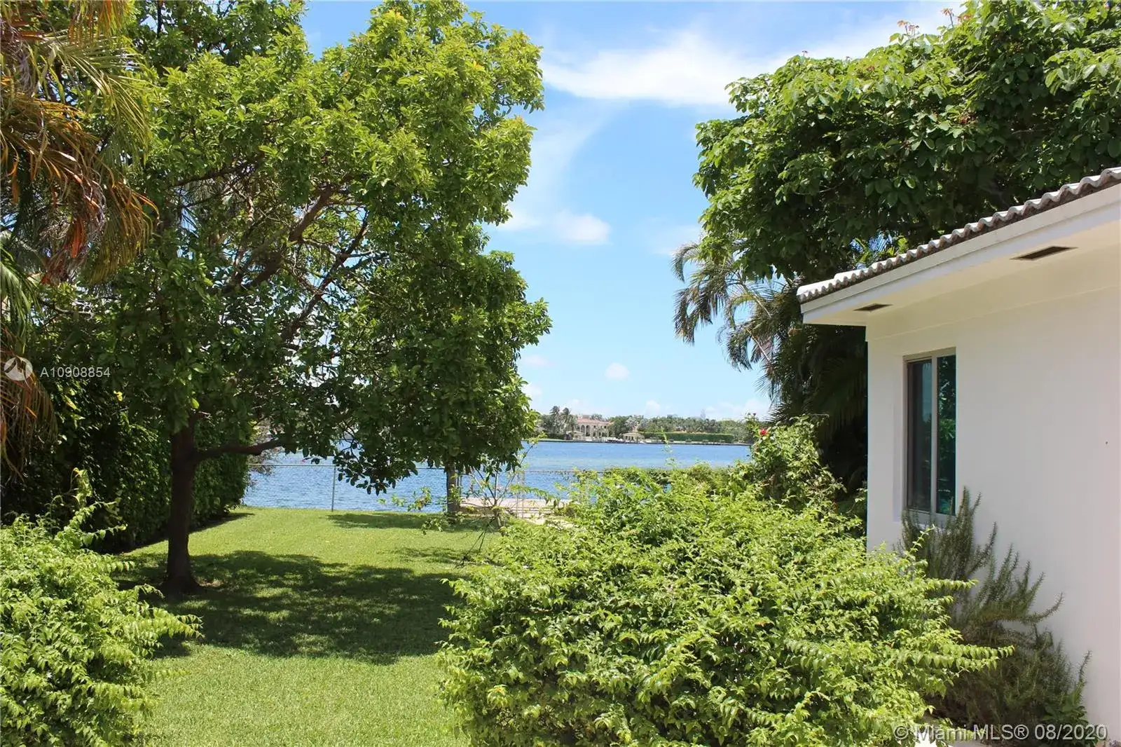 1361 Stillwater Dr, Miami Beach FL 33141 photo 5