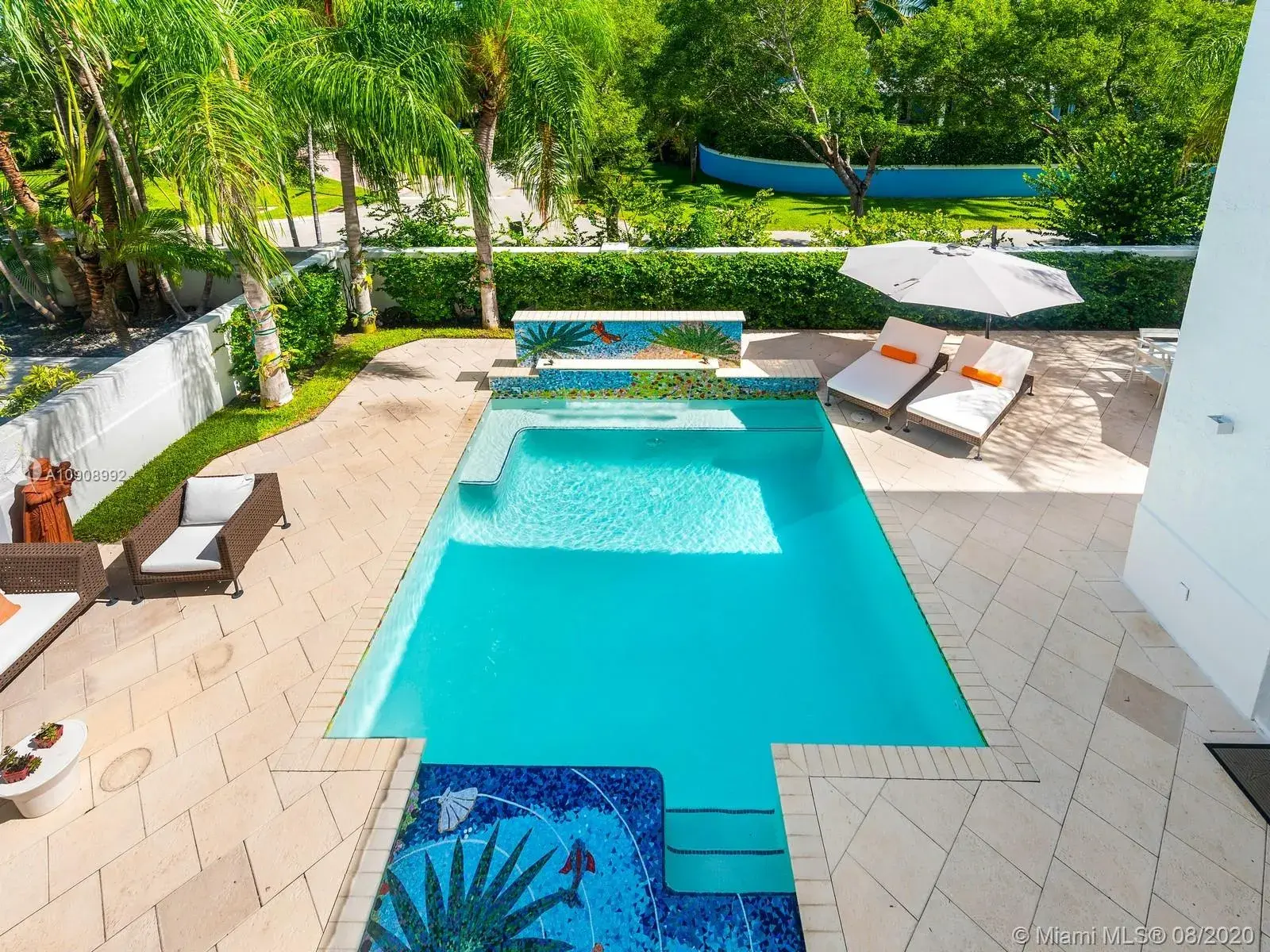 16 Turtle Walk, Key Biscayne FL 33149