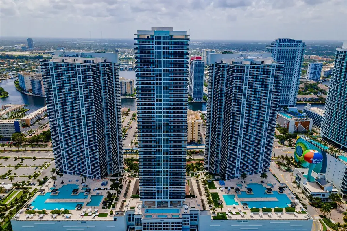 1800 S Ocean Dr # 409, Hallandale Beach FL 33009