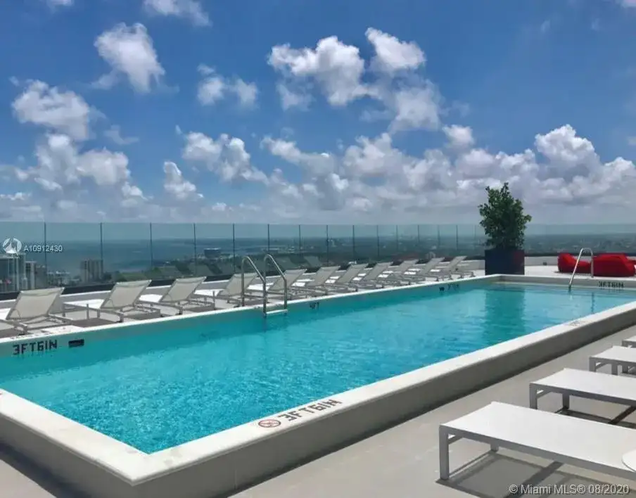 45 SW 9th St # 1004, Miami FL 33130 photo 2