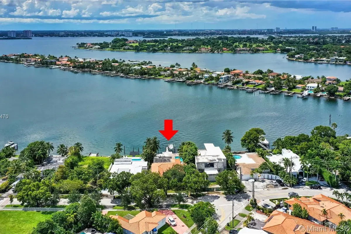 1205 N Biscayne Point Rd, Miami Beach FL 33141