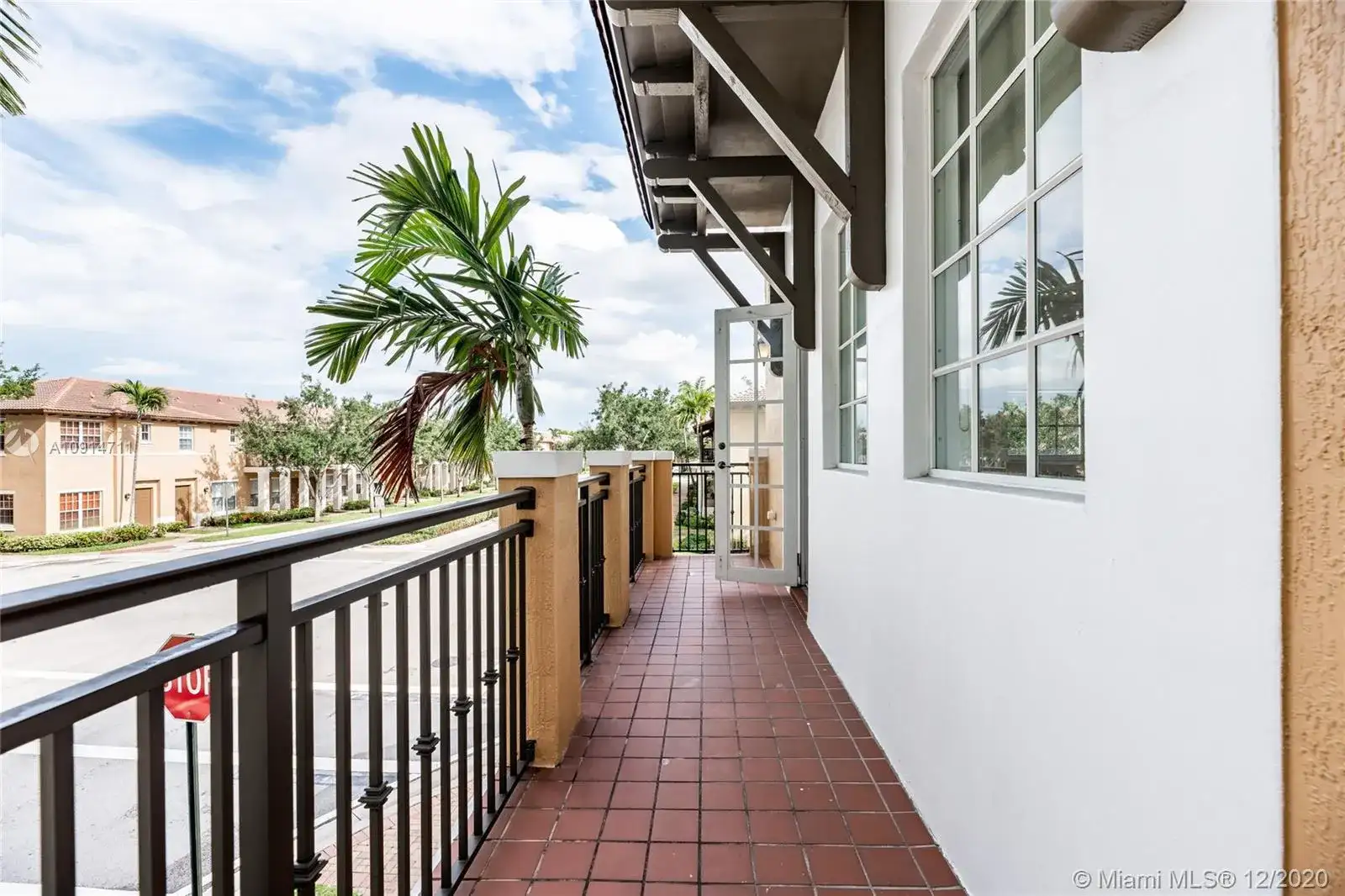 484 SW 147th Ave # 4617, Pembroke Pines FL 33027 photo 3