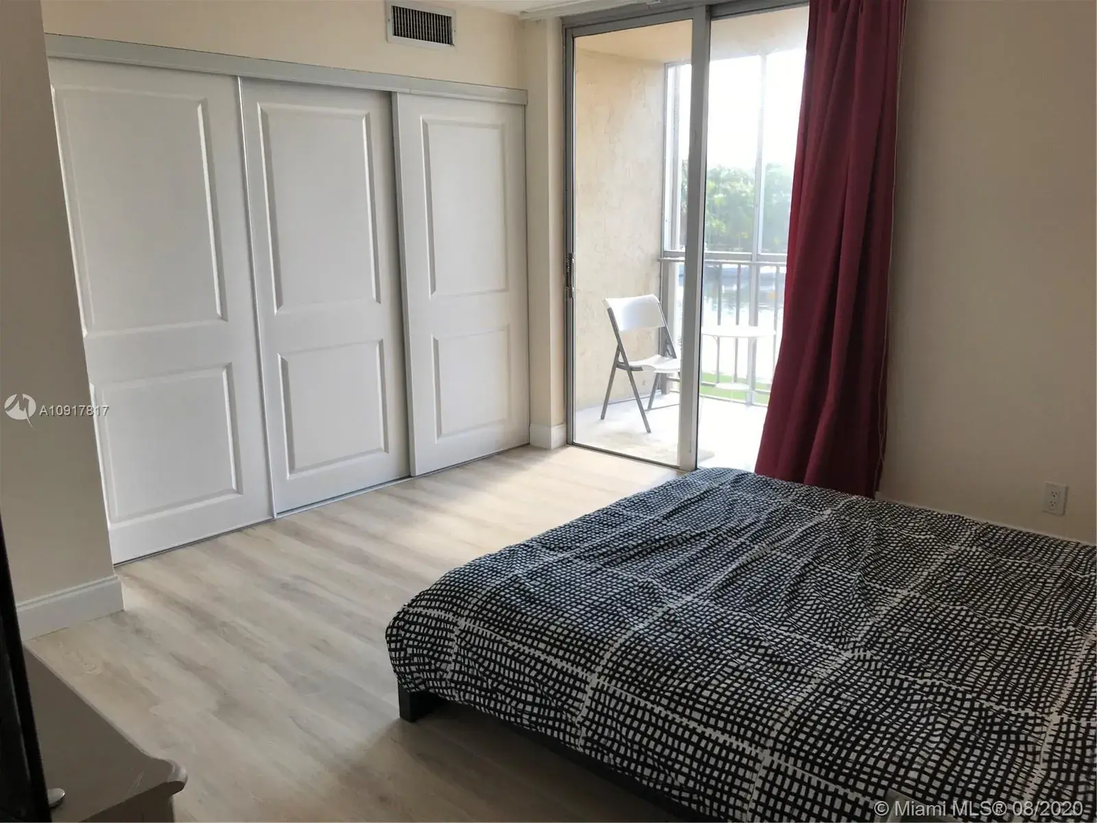 601 Three Islands Blvd # 306, Hallandale Beach FL 33009
