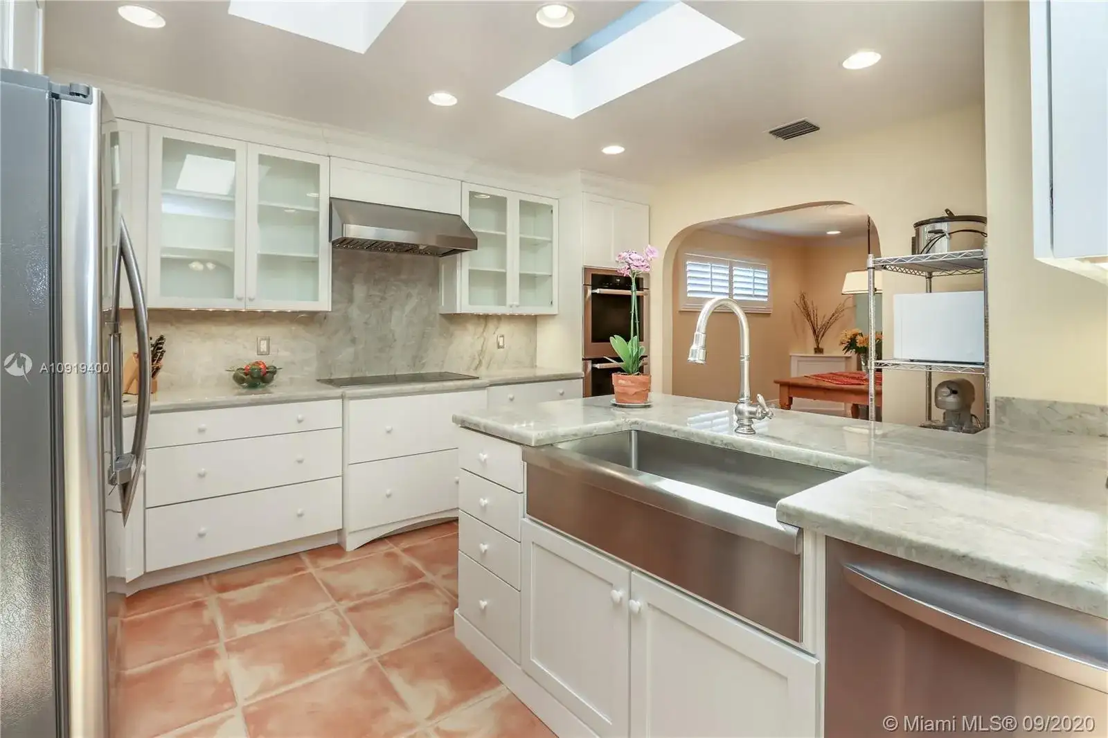 1311 Rodman St, Hollywood FL 33019 photo 2