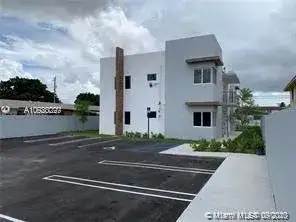 486 E 30th St # 101, Hialeah FL 33013 photo 2