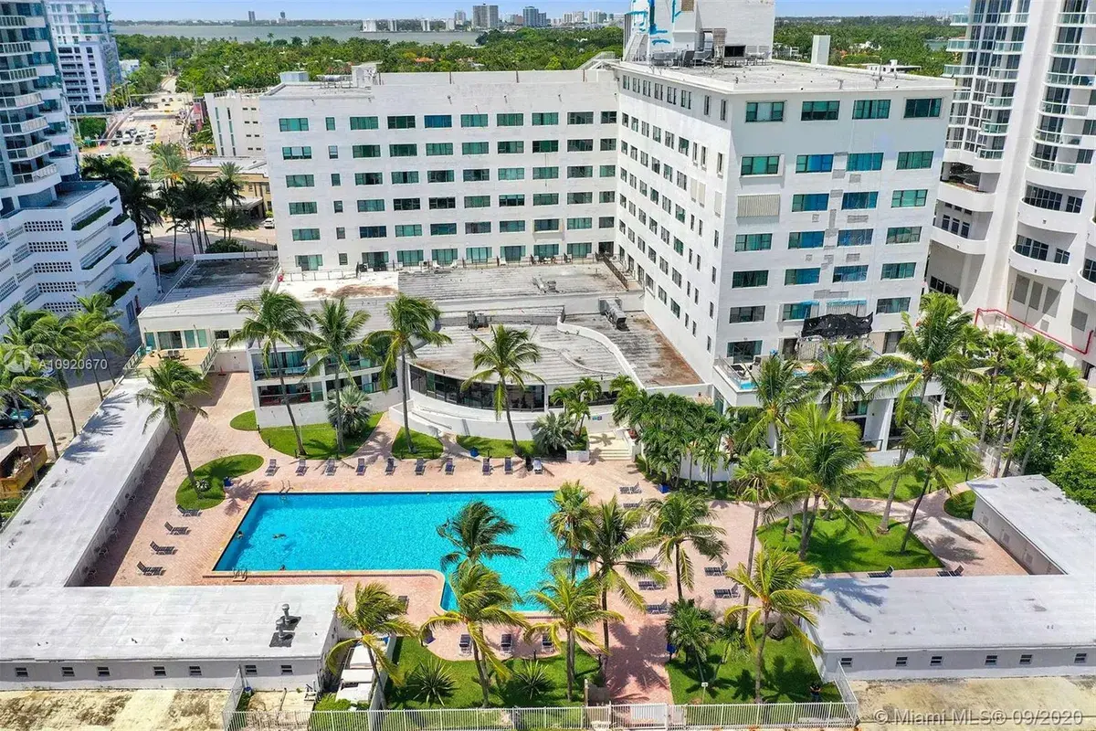 6345 Collins Ave # 818, Miami Beach FL 33141
