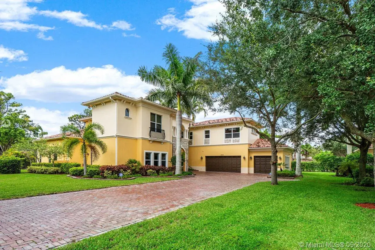 4662 Saxon Rd, Coconut Creek FL 33073
