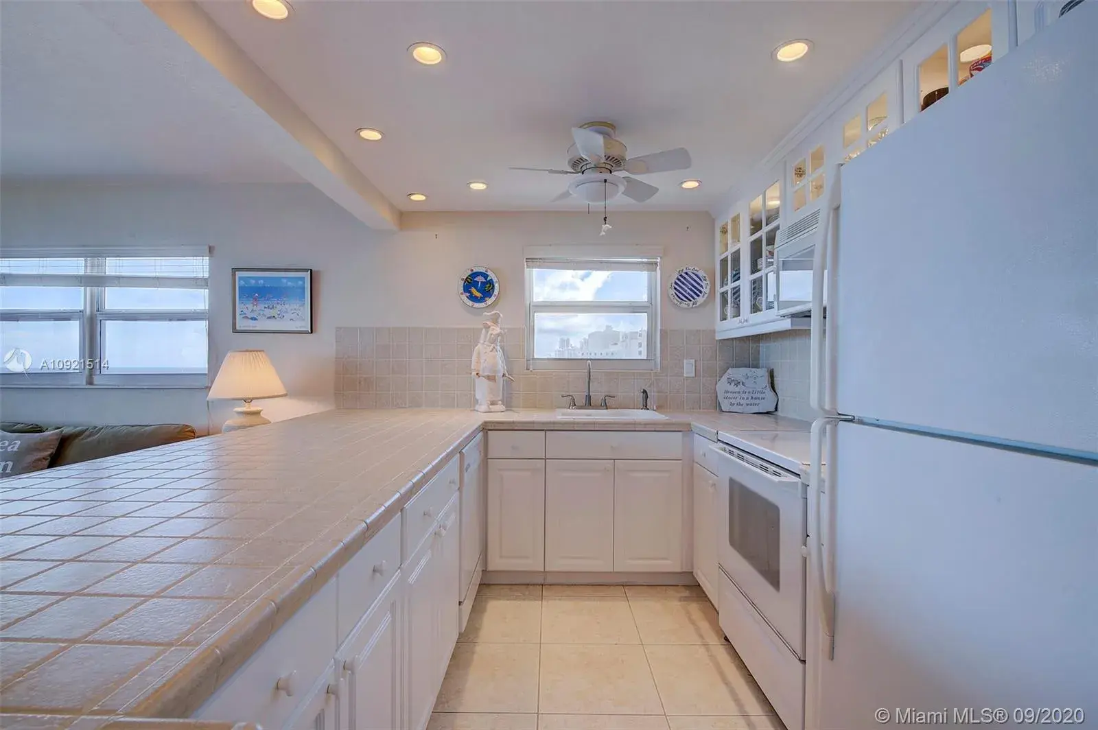 400 N Surf Rd # 506, Hollywood FL 33019