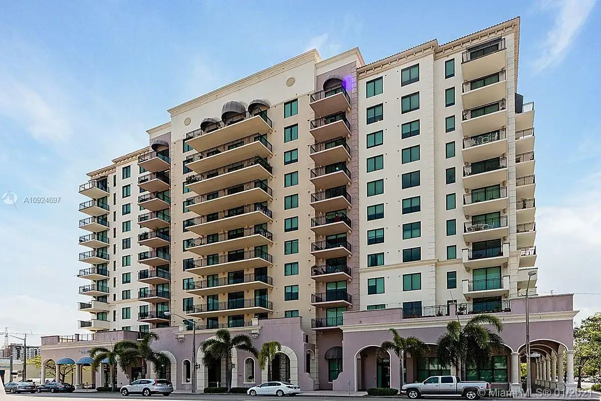 1300 Ponce De Leon Blvd # 403, Coral Gables FL 33134