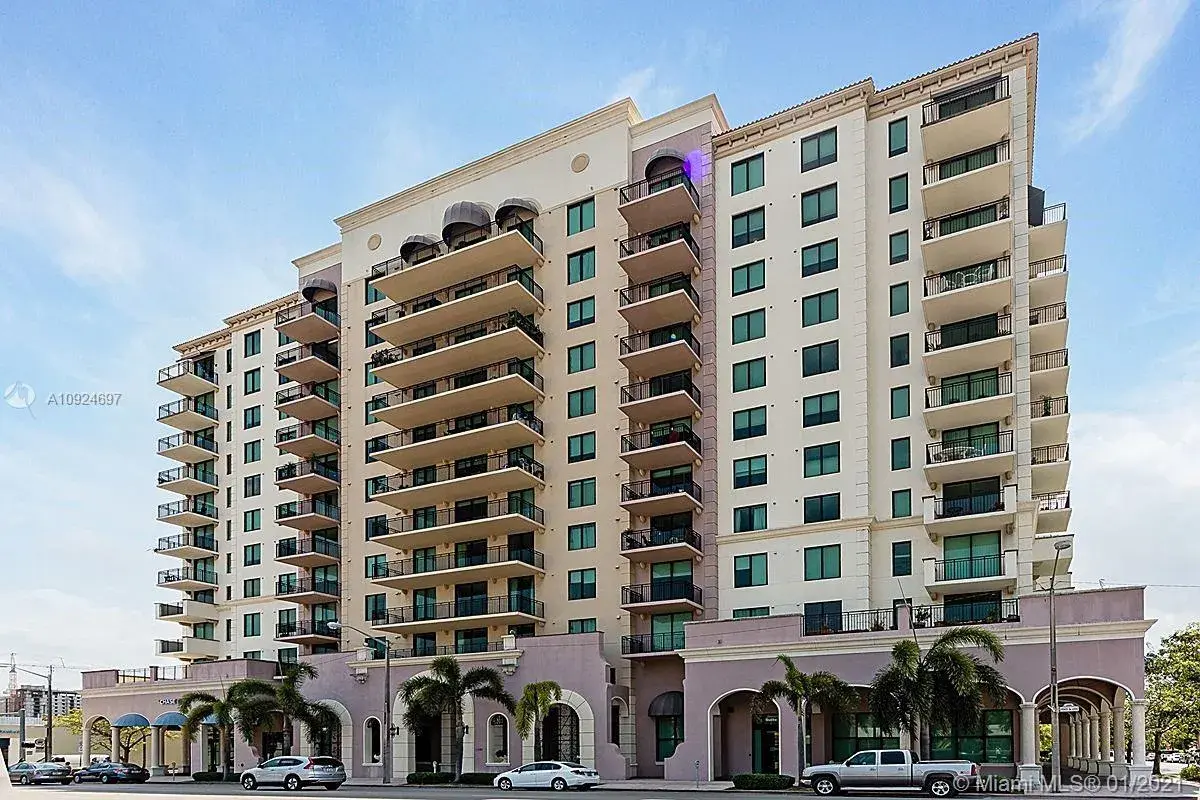 1300 Ponce De Leon Blvd # 403, Coral Gables FL 33134