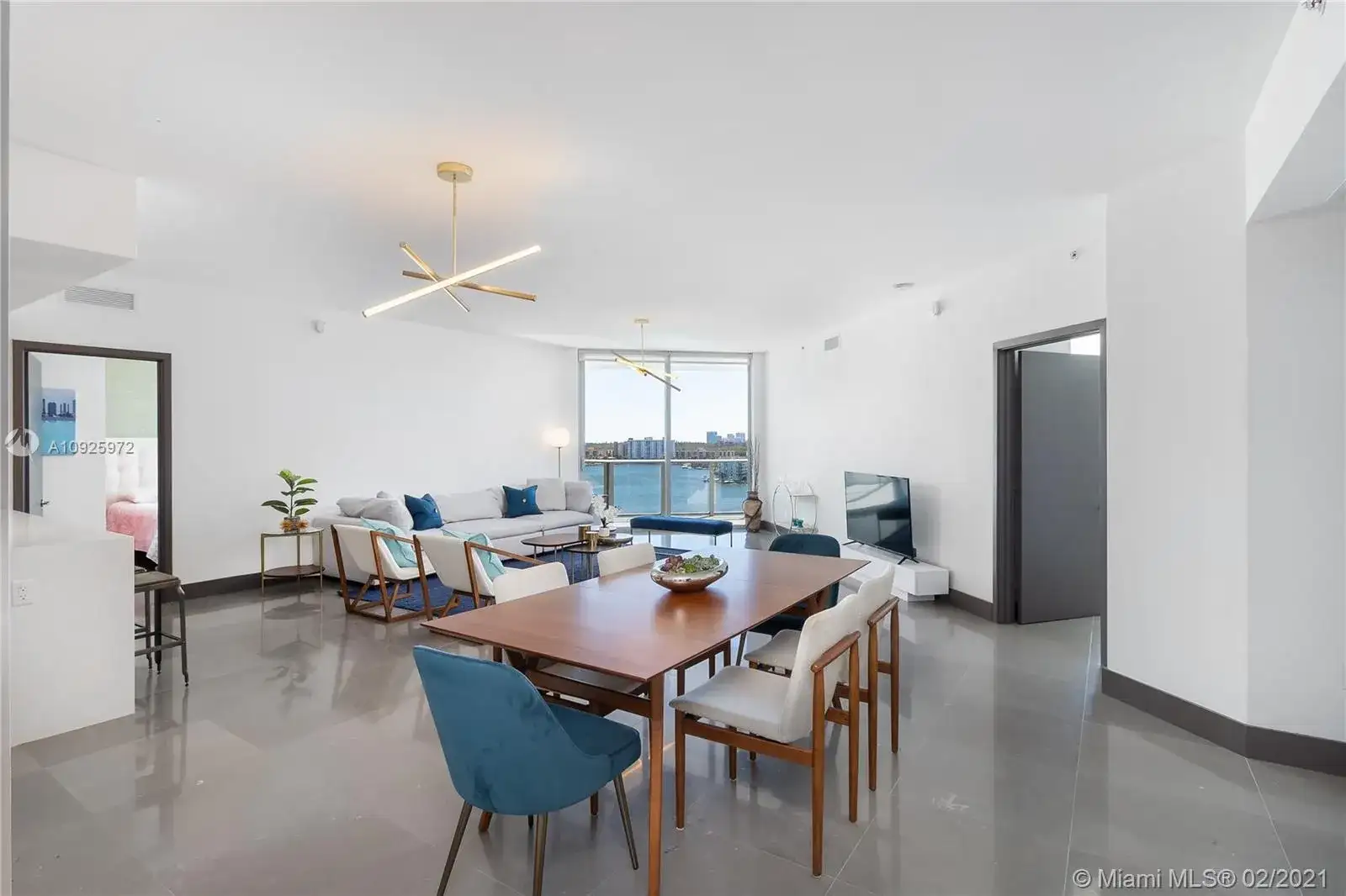 17111 Biscayne Blvd # 1004, Aventura FL 33160 photo 4