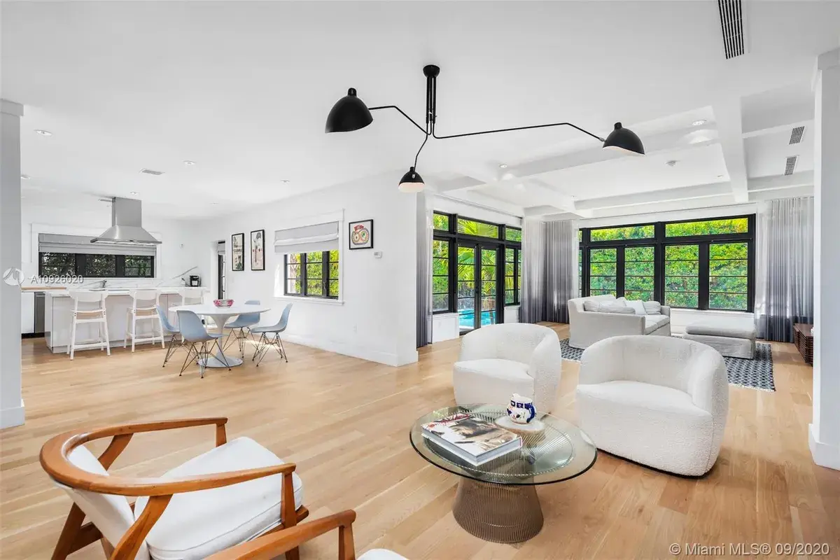 4363 Nautilus Dr, Miami Beach FL 33140