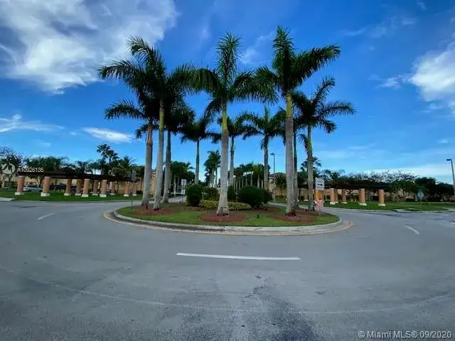 1535 SE 26th St # 104, Homestead FL 33035 photo 4