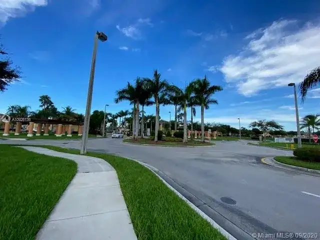 1535 SE 26th St # 104, Homestead FL 33035 photo 5