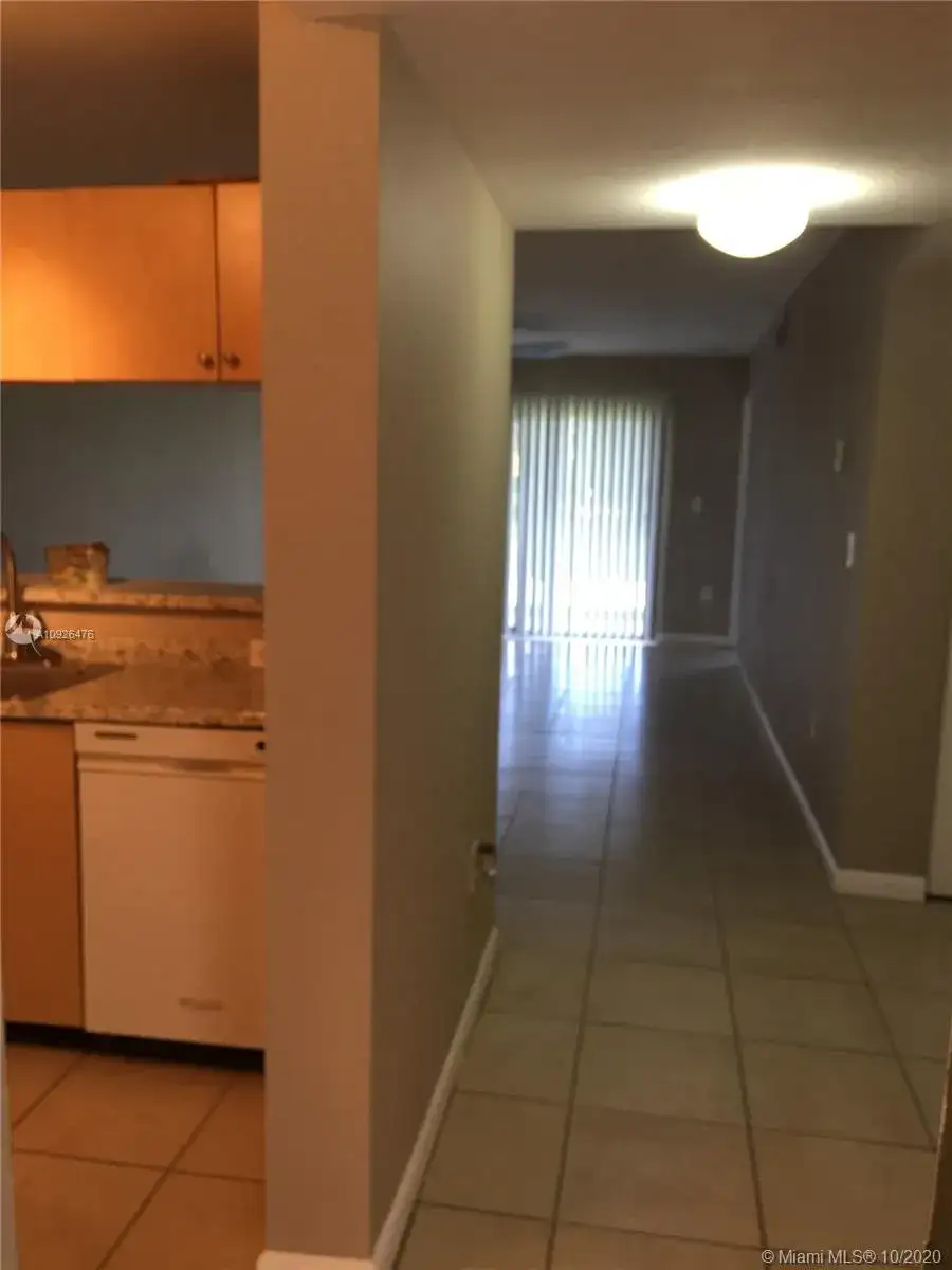 9833 Nob Hill Ln # 9833, Sunrise FL 33351 photo 4