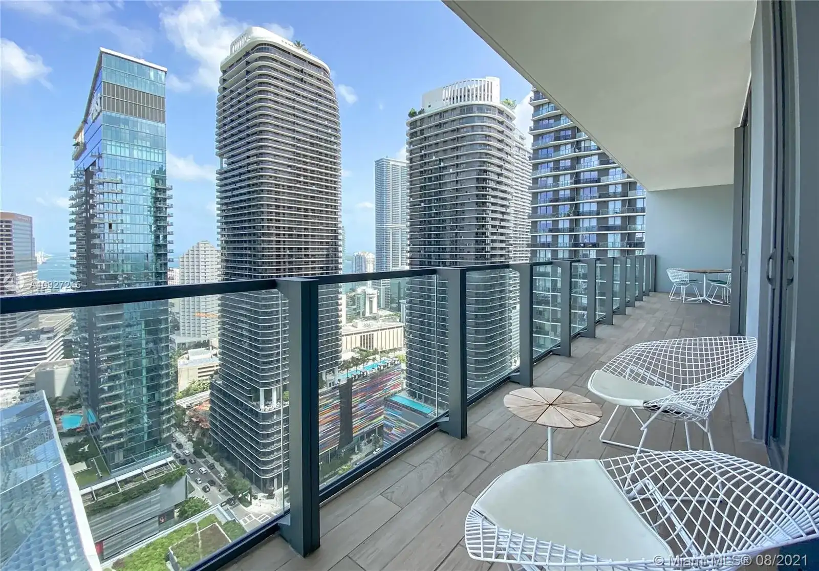 88 SW 7th St # 2905, Miami FL 33130 photo 5