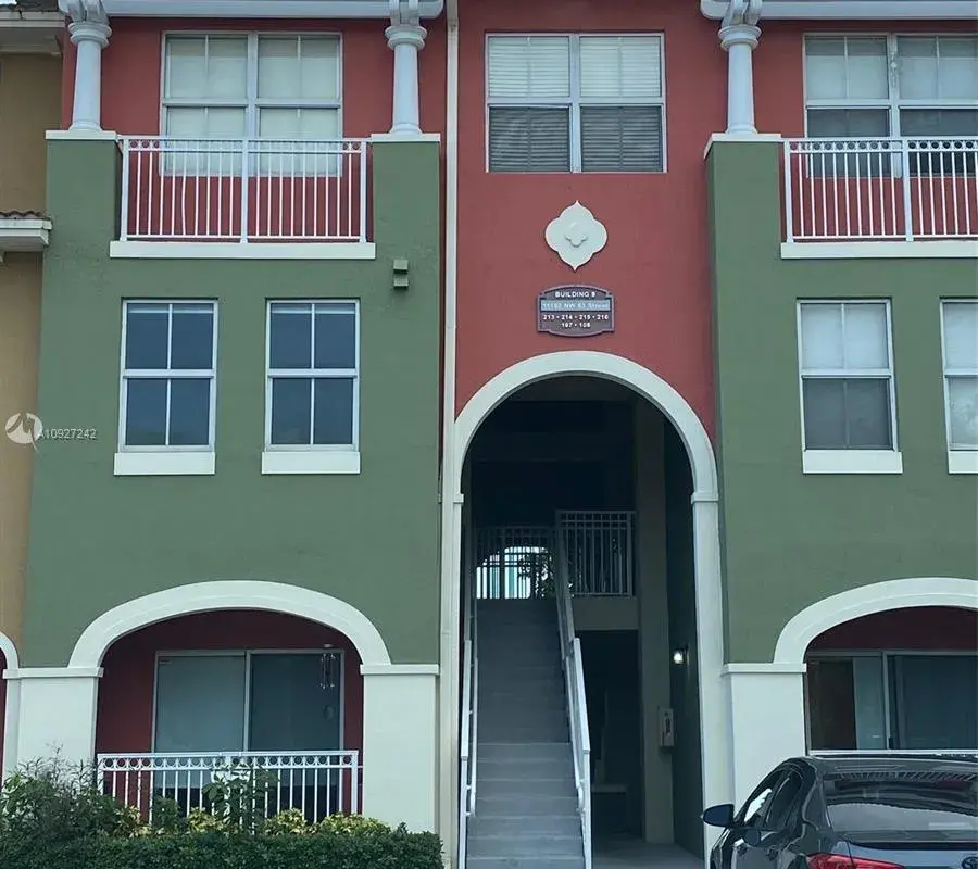 11102 NW 83rd St # 216, Doral FL 33178