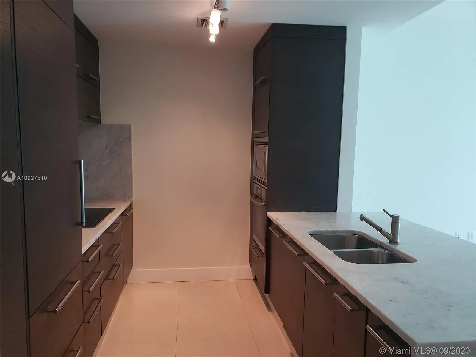 900 Biscayne Blvd # 2710, Miami FL 33132
