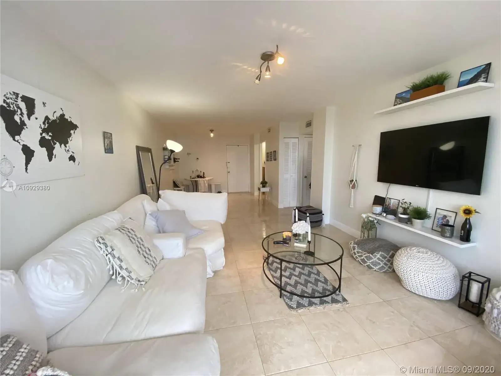 2841 NE 163rd St # 909, North Miami Beach FL 33160 photo 2