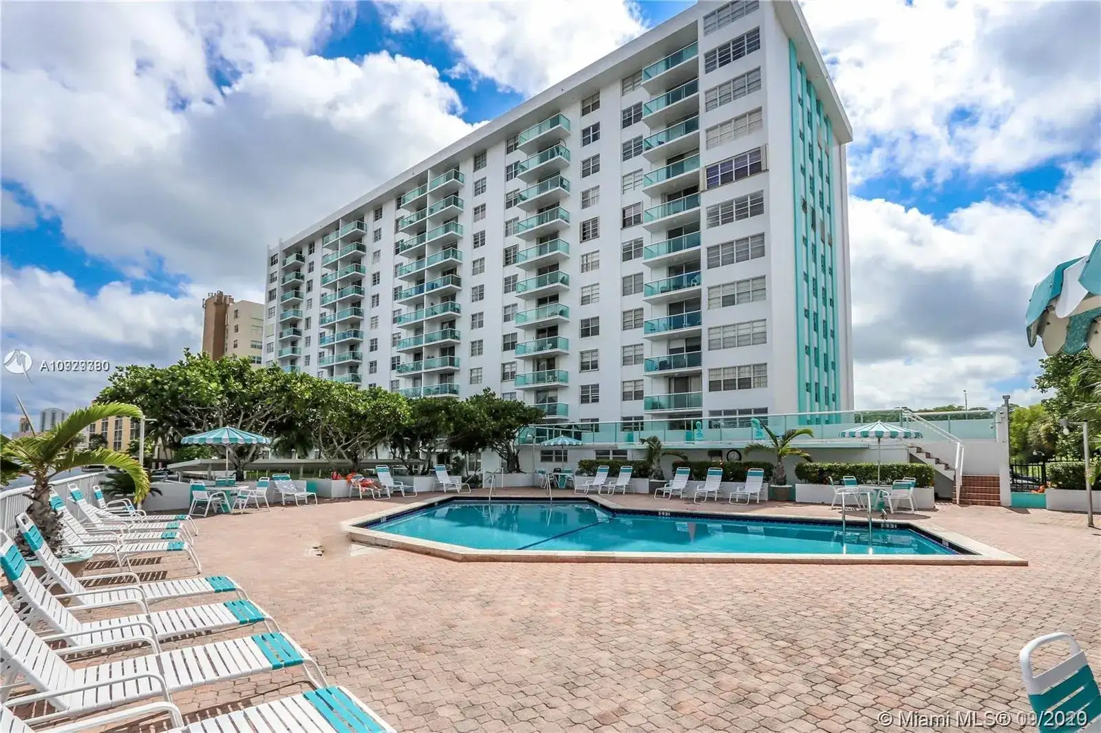 2841 NE 163rd St # 909, North Miami Beach FL 33160 photo 5